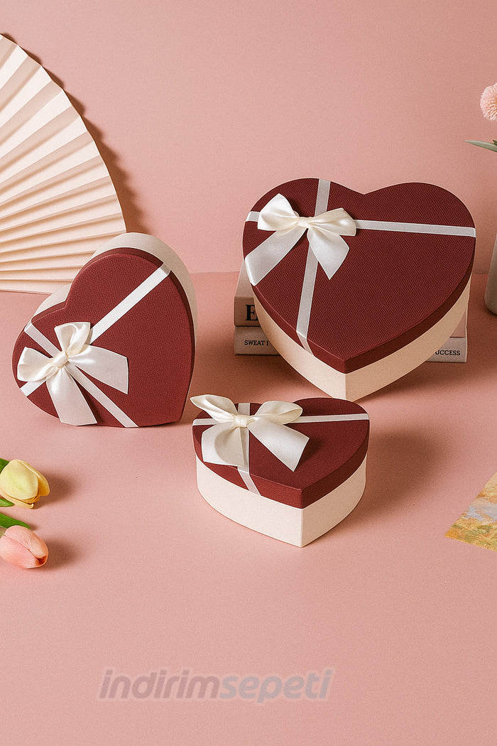 Modern 3’lü Kalp Kutusu Seti – Kapaklı Dekoratif Hediye Paketleme Kutuları