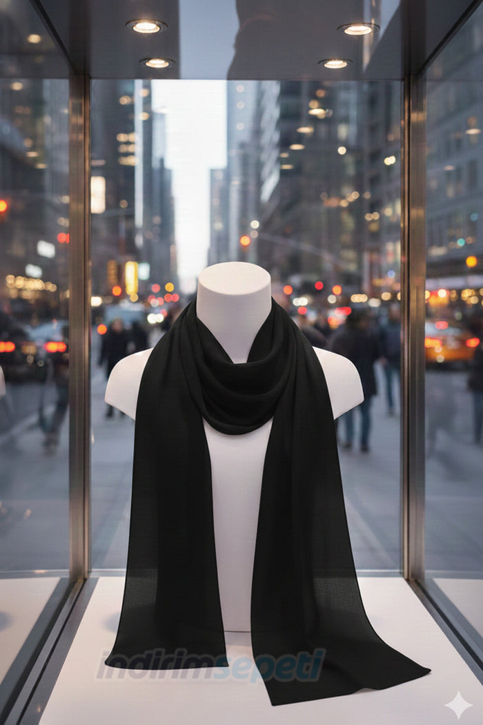 Siyah Şifon Fular 124x29 cm – Zamansız Şıklık, Akıcı Duruş ve Güçlü Stil