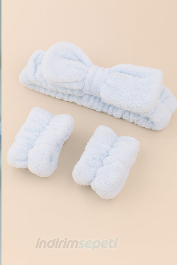Peluş Açık Mavi Makyaj Bandı + 2’li Su Akıtmaz Bileklik Seti (3’lü) – Soft Spa Yüz Yıkama ve Cilt Bakım Seti