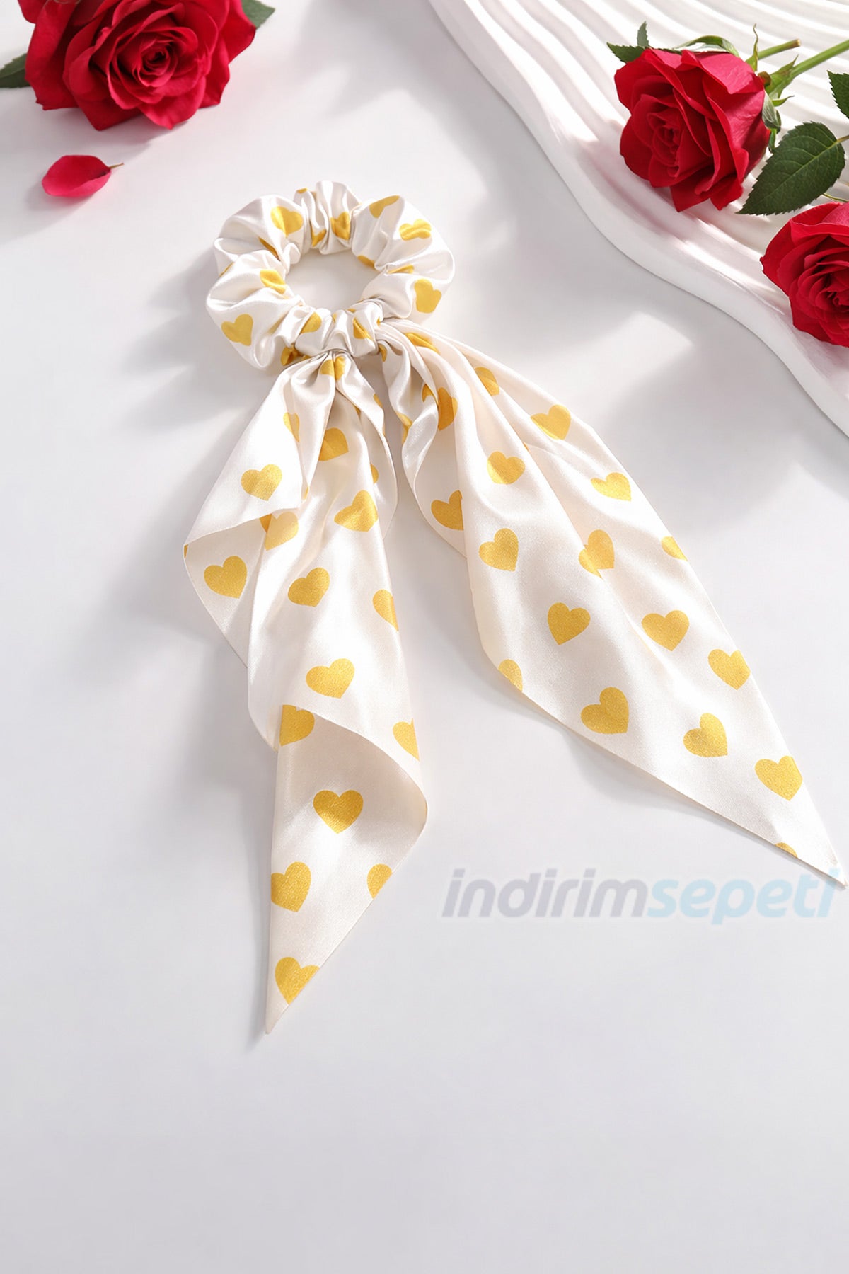 Saten Simit Lastik Toka – Uzun Fiyonklu Şık Saç Tokası | Desenli & Günlük Kullanım Karışık Model 1 Adet