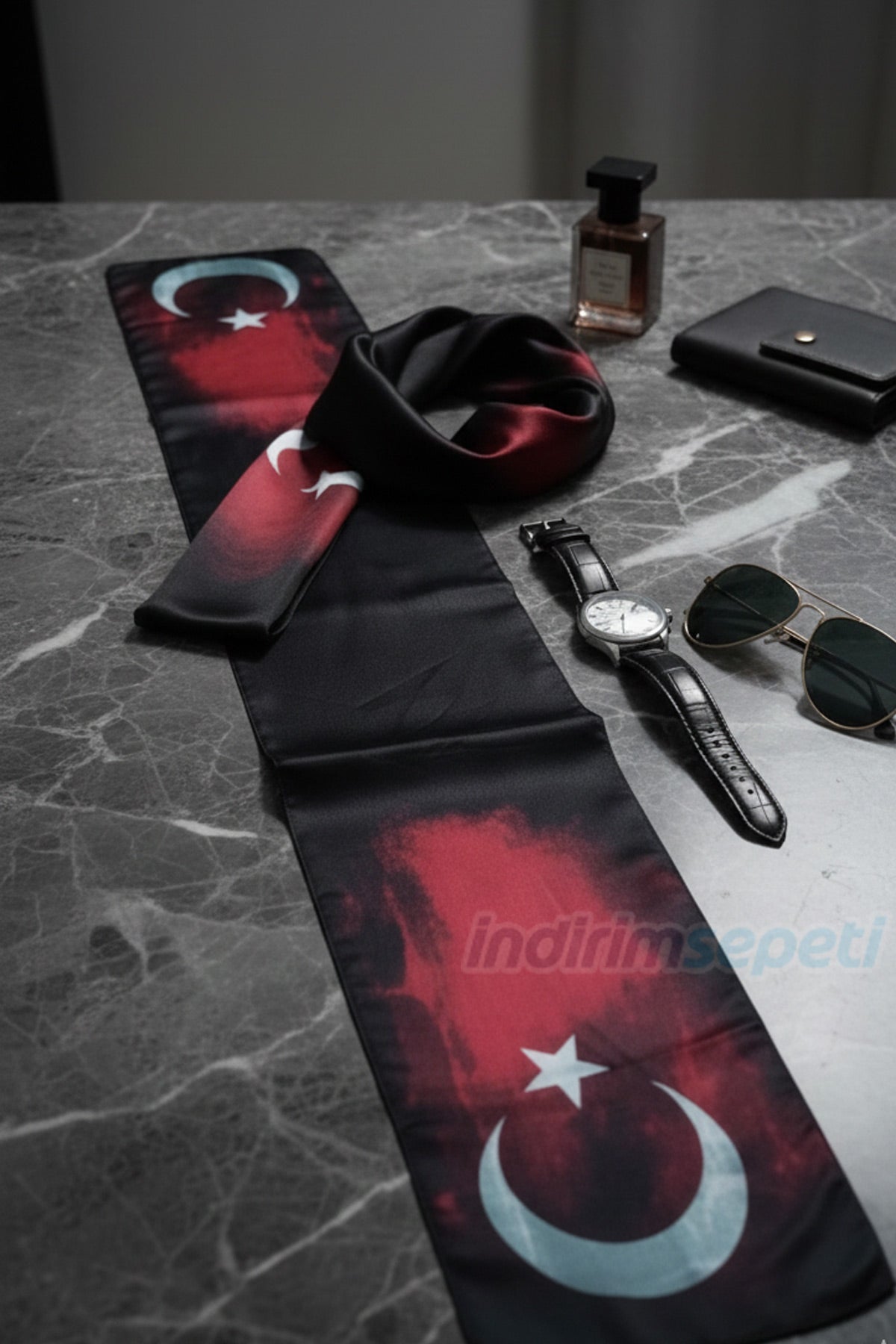 Ay Yıldız Saten Fular 116x18 cm – Özel Seri Türk Bayrak Özel Desenli | Resmi Organizasyon Kurumsal Tören Stil