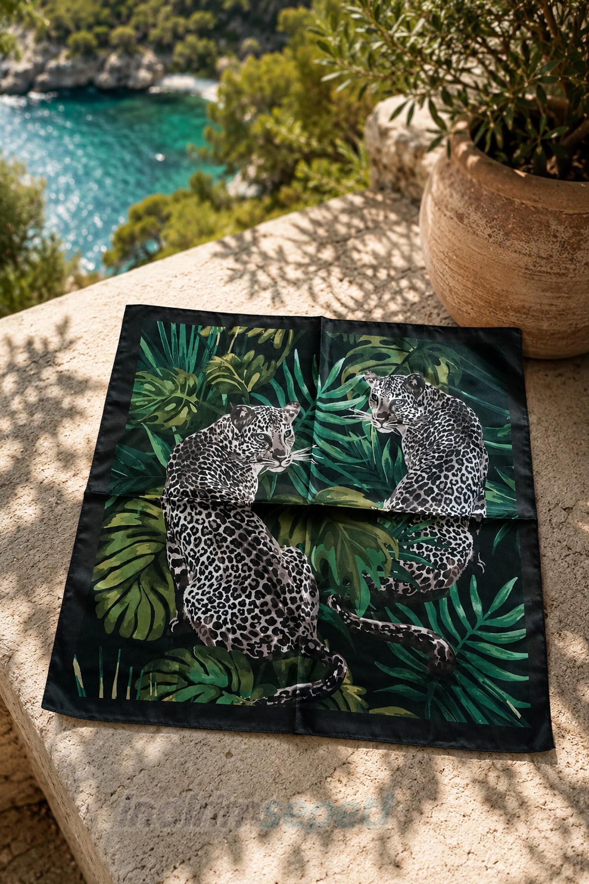Leopar Ve Tropikal Yaprak Desenli Saten Bandana - 50x50 cm Lüks Fular & Saç Aksesuarı