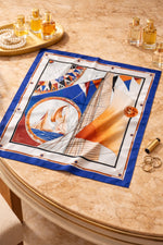 Yelkenli Desenli Saten Bandana Fular – 50x50 cm Deniz Temalı Saç ve Çanta Aksesuar