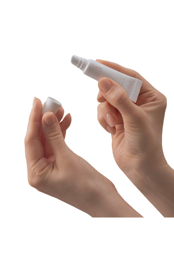 Nemlendirici Ve Besleyici Dudak Balmı | Lip Balm Moisturizing (VİTAMİN-E) - Indirimsepeti