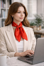 Kırmızı Parlak Saten Fular 50×50 cm – Şık Bandana & Eşarp | 23 Nisan, 29 Ekim, 19 Mayıs Etkinlikleri