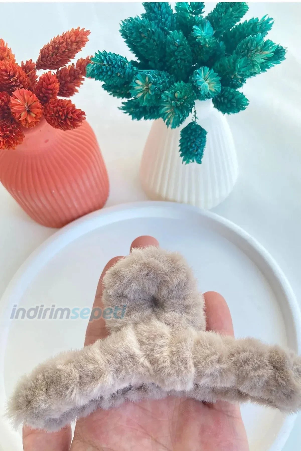 Kadın Pelüş XL Mandal Toka Tüylü Karışık Renk - Indirimsepeti