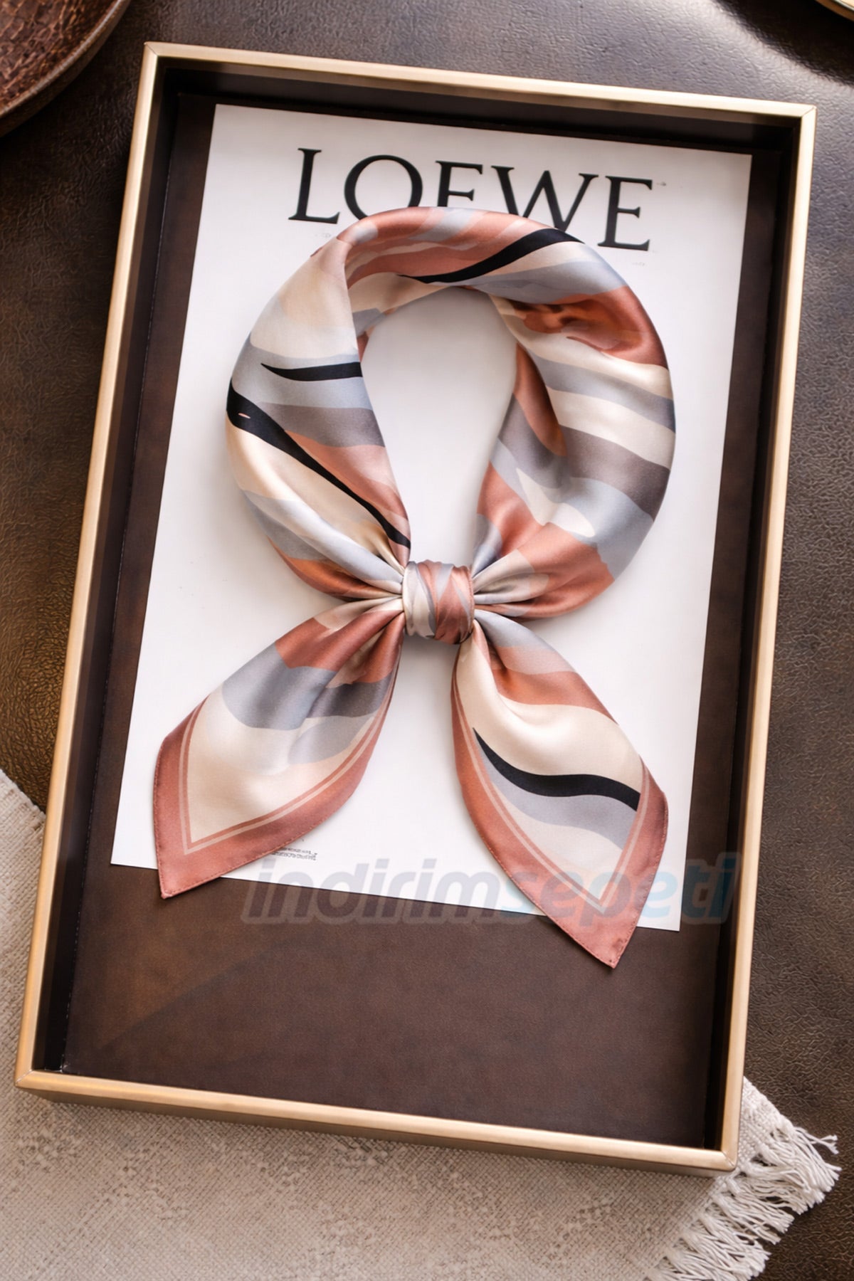 Çok Fonksiyonlu Desenli Saten Bandana ve Boyun Fuları – Soyut Dalga Desen, Gül Kurusu & Lila