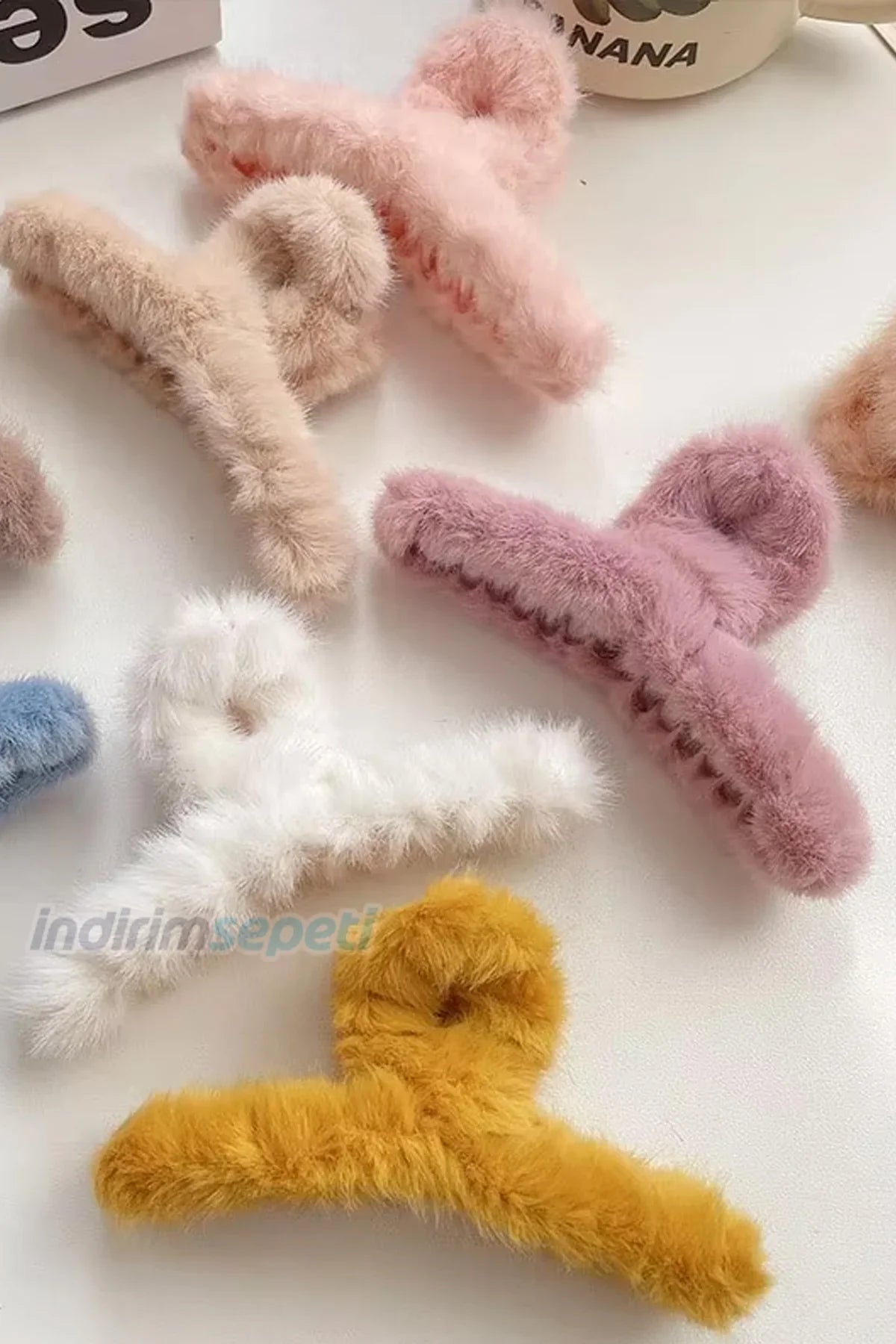 Kadın Pelüş XL Mandal Toka Tüylü Karışık Renk - Indirimsepeti