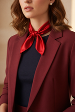 Kırmızı Parlak Saten Fular 50×50 cm – Şık Bandana & Eşarp | 23 Nisan, 29 Ekim, 19 Mayıs Etkinlikleri