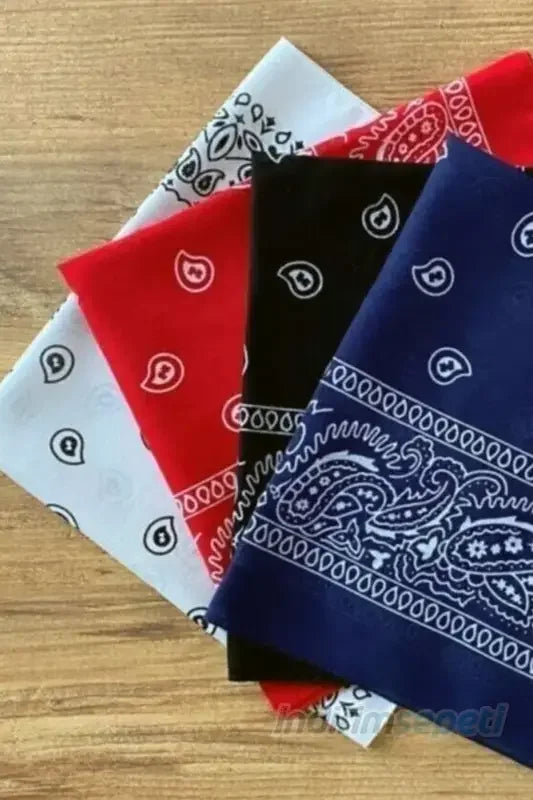 4 Adet Etnik Desenli Bandana Seti Siyah Kırmızı Lacivert Beyaz % 100 Pamuklu - Indirimsepeti