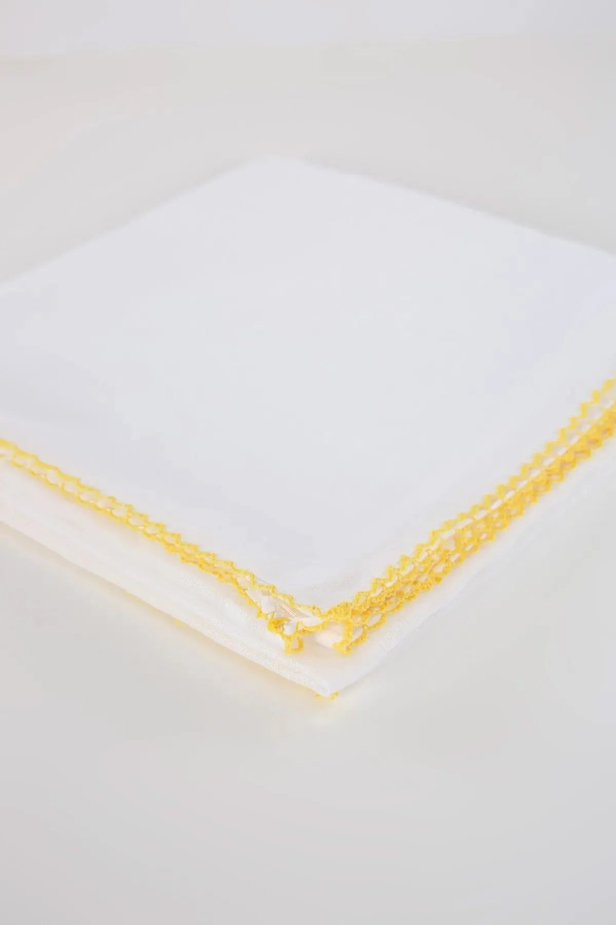 Tülbent Renkli Pamuklu Kroşeta Oyalı Iç Örtüsü 80x80 Cm Karışık Renk 1 Adet - Indirimsepeti