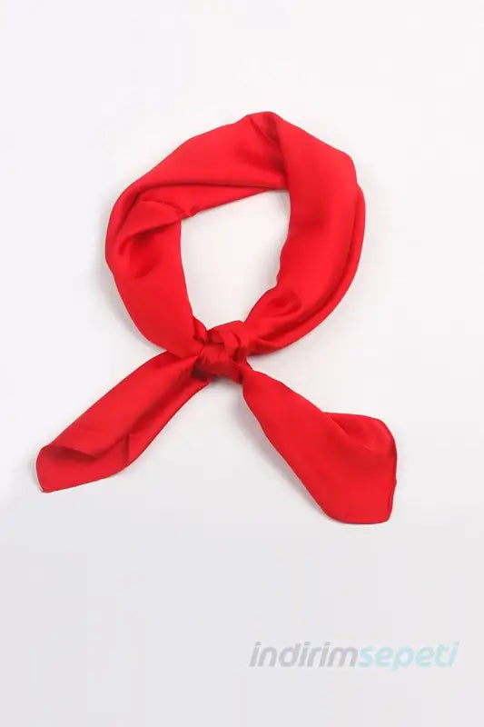 Kırmızı Fular Bandana Saten Kumaş Anma Etkinlik Kutlama 23 Nisan, 29 Ekim, 19 Mayıs - Indirimsepeti