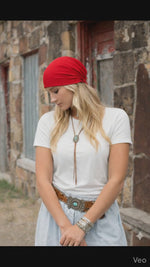 Kırmızı Düz Pamuklu Bandana – Günlük Kullanım İçin Hafif ve Çok Amaçlı Saç Aksesuarı